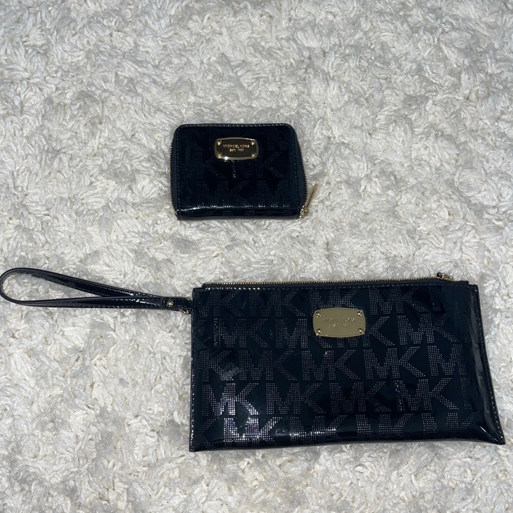 Michael Kors wristlet and wallet